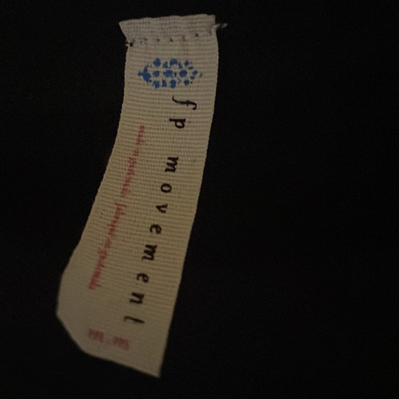 Free People SUNNY 2 PIECE SWEAT SHIRT & SHORTS SET Sz M - Picture 6 of 6